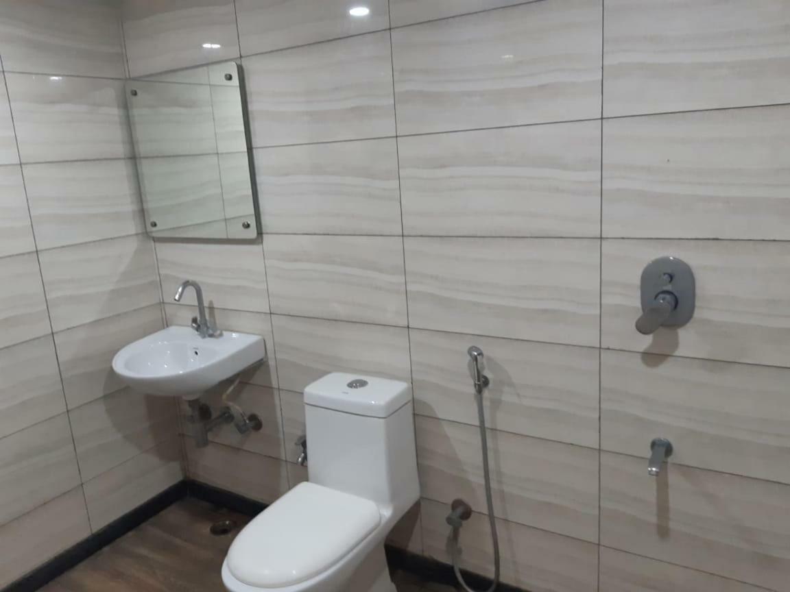 Hotel Midtown & Restaurant Jhunjhunu 外观 照片