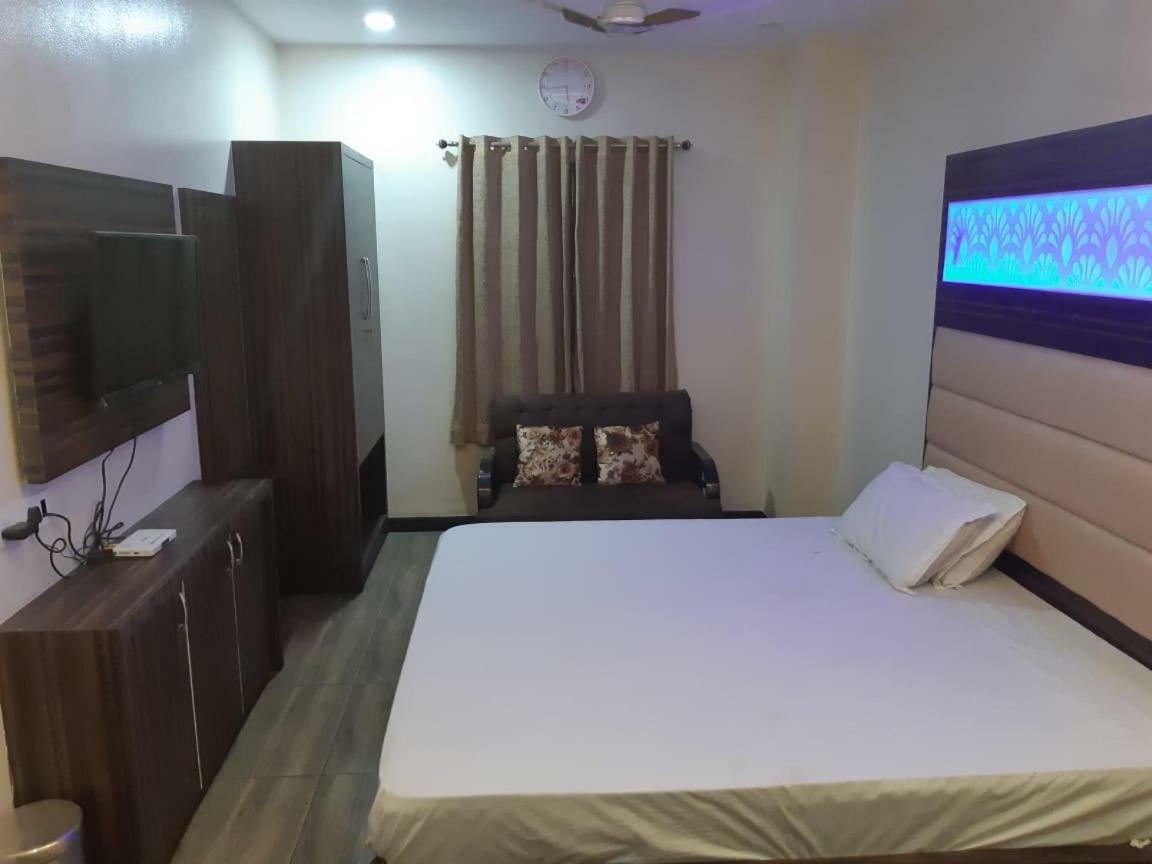 Hotel Midtown & Restaurant Jhunjhunu 外观 照片